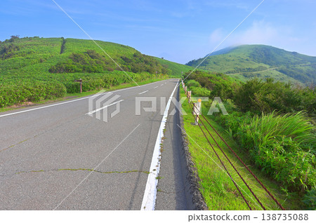 伊豆半島、伊豆山脊步道、西伊豆天際線和達摩山 伊豆半島、伊豆山脊步道、西伊豆天際線和達摩山 138735088
