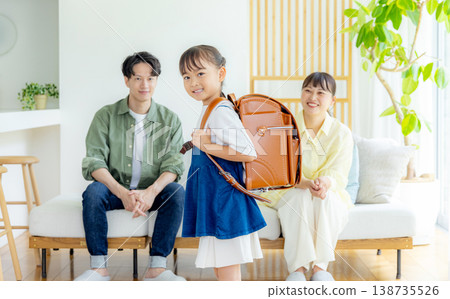 為小學生選購書包 138735526