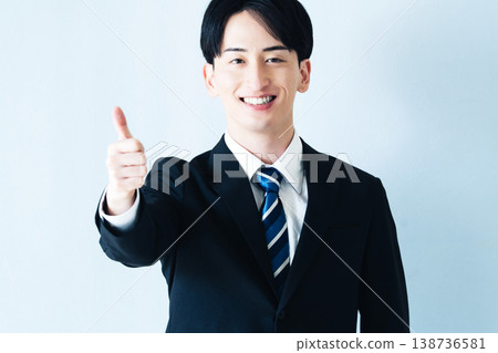 給一個好兆頭的年輕商人 138736581
