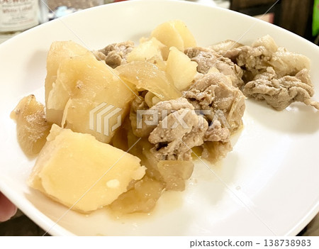 Meat and potatoes Meat and potatoes 138738983