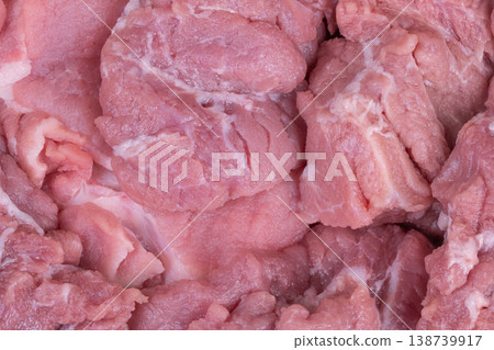 Packed fresh meat on tray ready for retail, seasonal artisan labeling implied with local origin cues, quality inspection and aroma indicators suitable for food safety narratives 138739917
