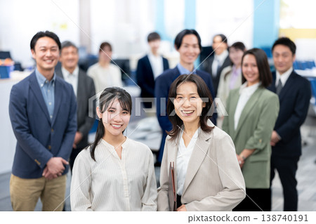 業務團隊 138740191