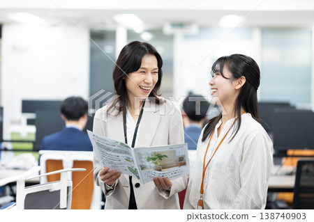 A workplace with good communication and openness A workplace with good communication and openness 138740903