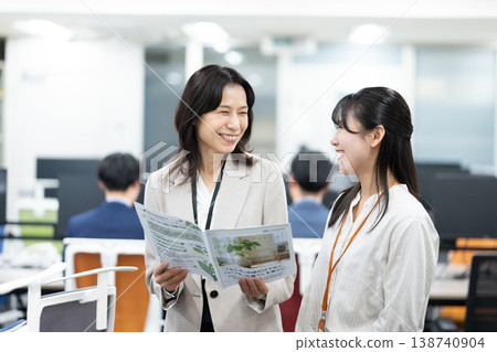 一個溝通良好、開放包容的工作環境 一個溝通良好、開放包容的工作環境 138740904