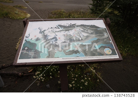 [Patagonia] Directions to Grey Lookout 138743528