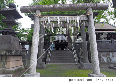 Torii gate of Hikawa Shrine in Senju 4-chome (Adachi Ward, Tokyo) Torii gate of Hikawa Shrine in Senju 4-chome (Adachi Ward, Tokyo) 138745343