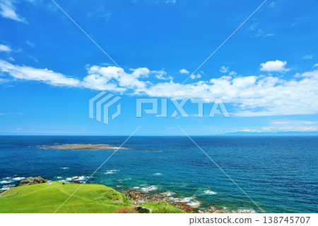 秋田縣男鹿半島藍入道崎 秋田縣男鹿半島藍入道崎 138745707