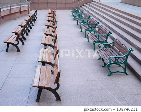 Numerous benches in the plaza | Ebisu Garden Place 138746211