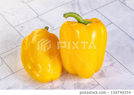 Ripe sweet yellow bell pepper Ripe sweet yellow bell pepper 138748354