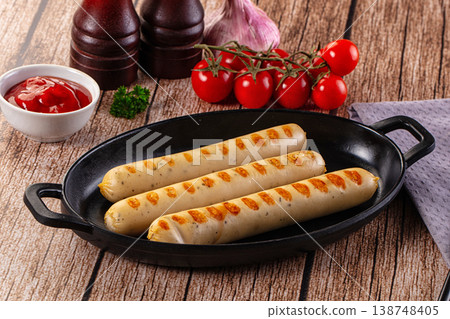 Grilled Bavarian white veal sausages Grilled Bavarian white veal sausages 138748405