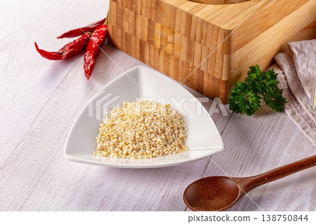 Raw dry sesame seeds heap Raw dry sesame seeds heap 138750844