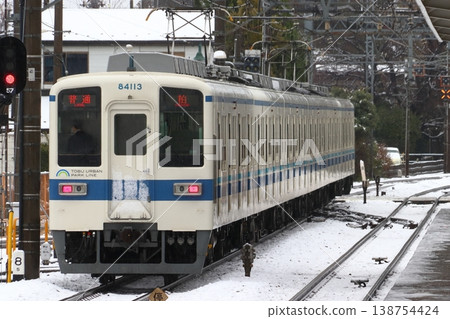 [TD] 冬季東武野田線8000系列車（普通列車） 138754424