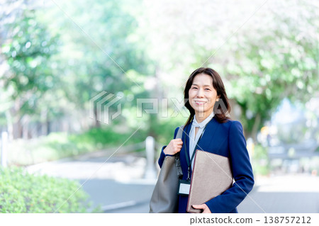 女商人 女商人 138757212