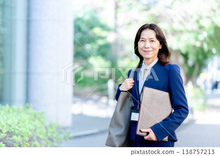 女商人 女商人 138757213