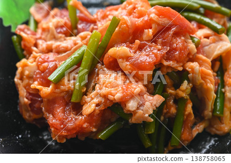 蒜蓉豆芽和牛肉 蒜蓉豆芽和牛肉 138758065