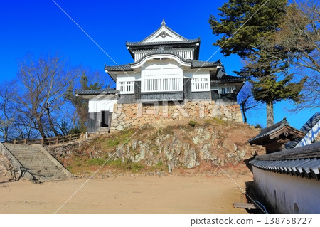 【岡山縣】備中松山城（現存天守閣）冬季 138758727