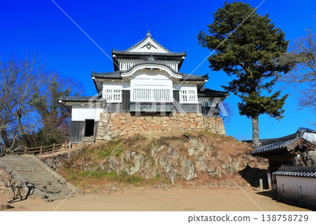 【岡山縣】備中松山城（現存天守閣）冬季 138758729