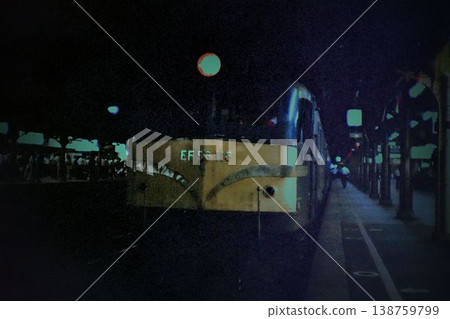 EF58118 (US) Immediately 138759799