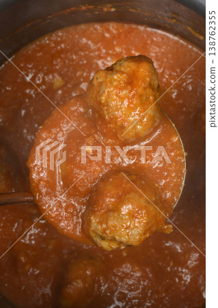 Homemade Meatballs in Rich Tomato Sauce Homemade Meatballs in Rich Tomato Sauce 138762355