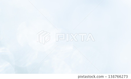 淺藍色、閃亮、蓬鬆的散景漸層背景。 138766273