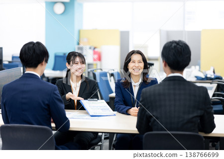 Business conversation Business conversation 138766699