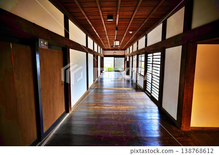 A view of the main palace of Kawagoe Castle. 138768612