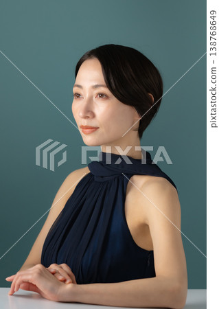 Beauty image of middle-aged women Beauty image of middle-aged women 138768649