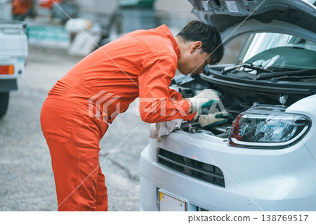 汽車修理工 138769517