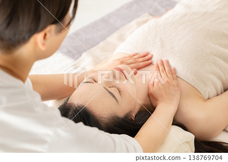 Esthetic image of young women image Esthetic image of young women image 138769704
