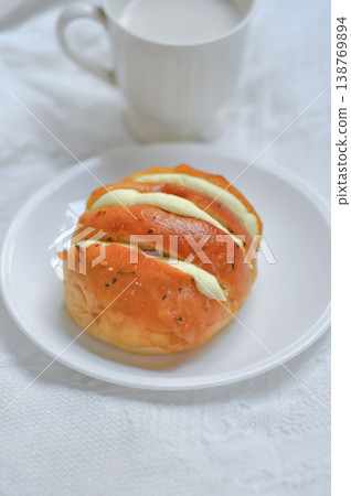 cheese bun, cream cheese garlic bread or Korean cream cheese garlic bun or cream cheese garlic bun cheese bun, cream cheese garlic bread or Korean cream cheese garlic bun or cream cheese garlic bun 138769894