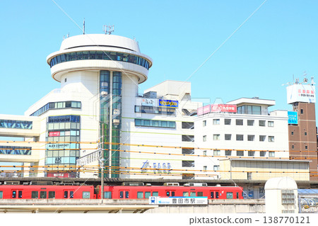A train stops at Meitetsu Toyotashi Station in Toyota City, Aichi Prefecture A train stops at Meitetsu Toyotashi Station in Toyota City, Aichi Prefecture 138770121