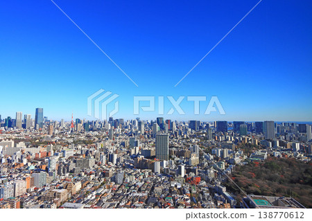 東京港區、東京城市景觀與東京鐵塔風景 138770612