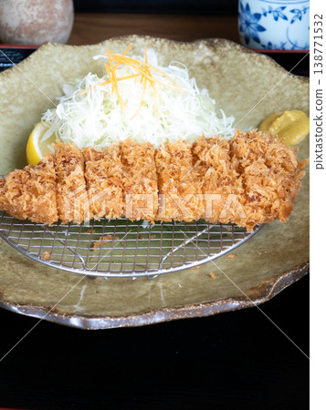 口感酥脆！新鮮炸豬排套餐 138771532