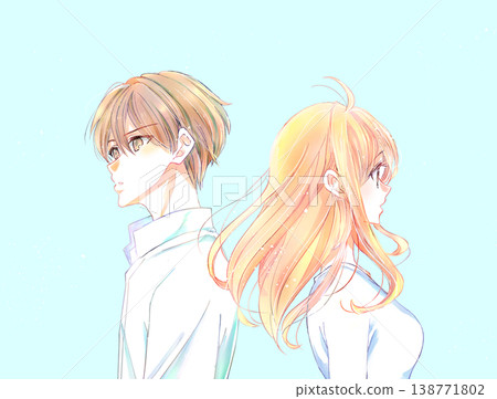 一男一女背靠背站著，一陣微風拂過。 138771802