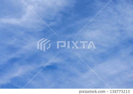 春日的天空，藍天，晴朗，春天，四月，圖片 138773213