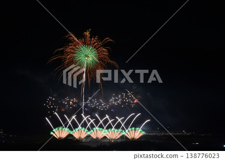 有煙花的風景 138776023