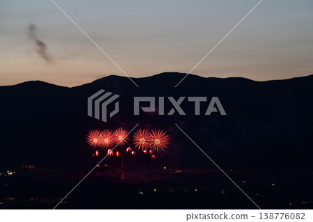 有煙花的風景 有煙花的風景 138776082