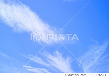 藍色的天空和雲圖像 138776501