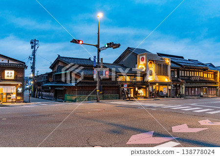 日本金澤市東茶屋地區的傍晚與夜景 日本金澤市東茶屋地區的傍晚與夜景 138778024
