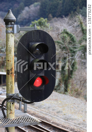 JR四國土山線大伏站的鐵路號誌設備 138778282