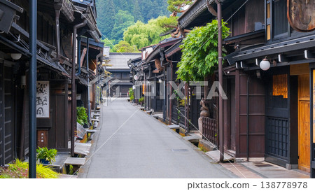 飛Tak高山的老城鎮景觀 飛Tak高山的老城鎮景觀 138778978