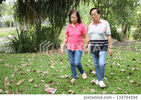 Hand in Hand Nature Walk 138784898