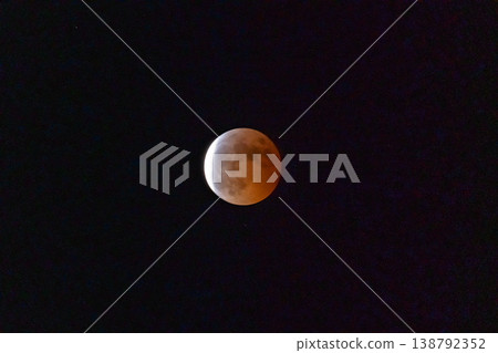 Mysterious Total Lunar Eclipse 138792352