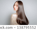 美麗的長髮女子 138795552