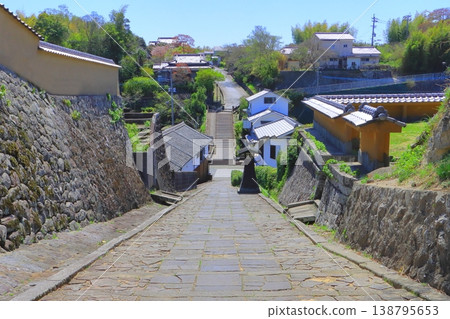 鬚谷坂、鹽谷坂(杵築的商業街、城下町) 鬚谷坂、鹽谷坂(杵築的商業街、城下町) 138795653