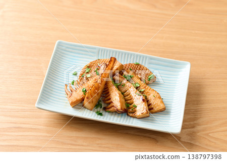Bamboo shoot steak with butter and soy sauce 138797398
