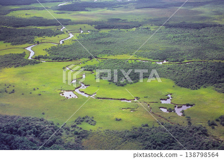 Chiruwatsunai River seen from the sky (Tsurui Village, Hokkaido) 138798564