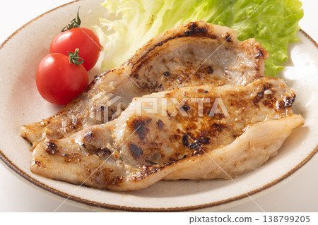Grilled pork loin (with salt koji) Grilled pork loin (with salt koji) 138799205