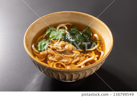 滑子菇烏龍麵 滑子菇烏龍麵 138799549