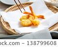Shrimp tempura 138799608